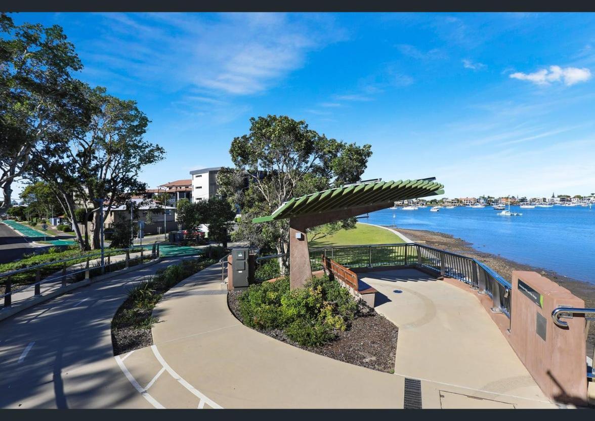 Excellsior Apartments Mooloolaba Buitenkant foto